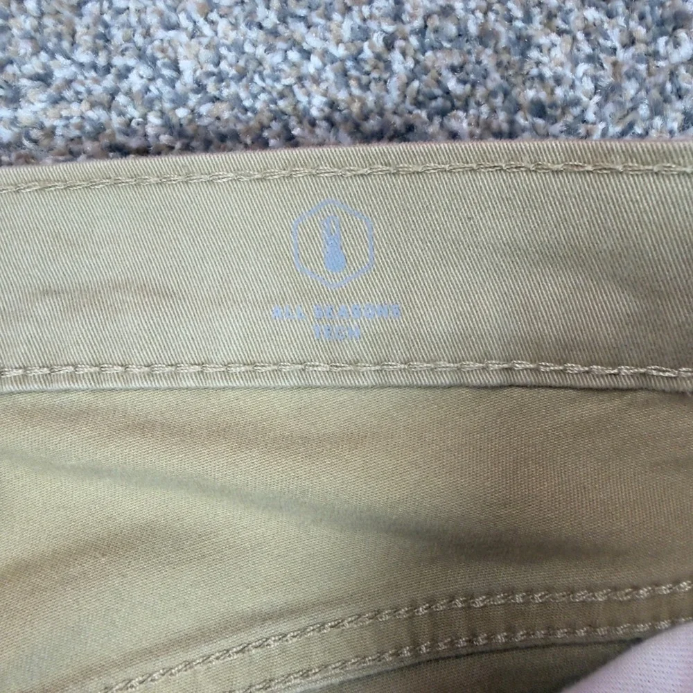 Levis 502 Taper Fit All Seasons Tech Khaki‎ Tan Pants Mens 31x32 29507-0639